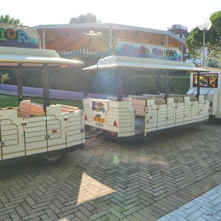 Ferienwohnung Lucerna Lignano Sabbiadoro Exterior foto